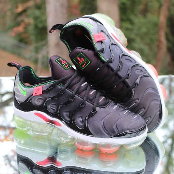 Nike Air VaporMax Plus Worldwide Pack Men’s Size 8 - Picture 3 of 12